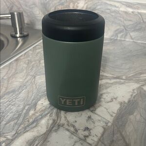 Yeti Green Insulated can holder